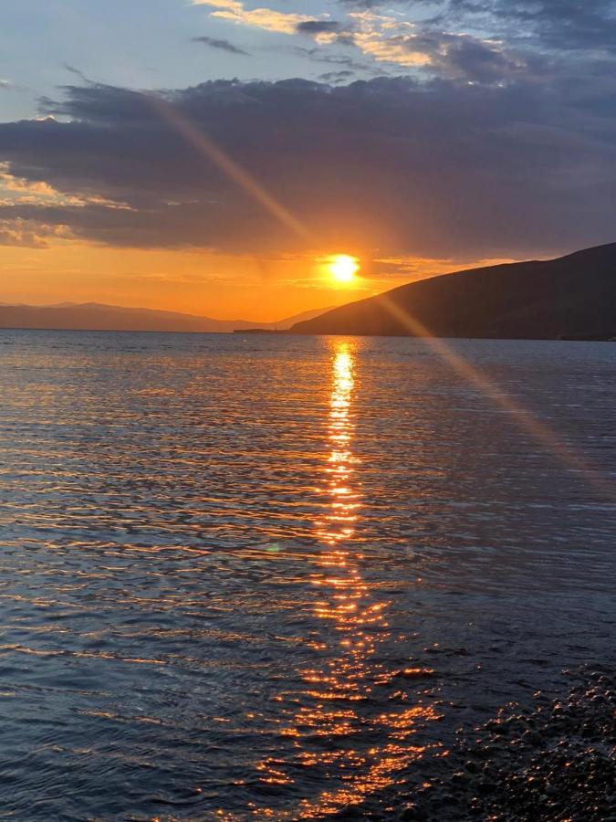 Удобные Апартаменты С Видом На Море Batumi Zewnętrze zdjęcie