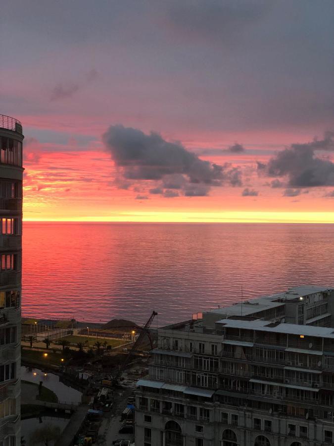 Удобные Апартаменты С Видом На Море Batumi Zewnętrze zdjęcie